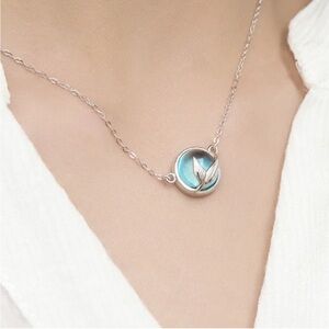 NEW Silver Mystic Mermaid Necklace Blue and Silver Pendant Length 18.5" NWT